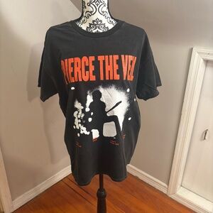 NWOT Pierce The Veil I Cant Hear You Band Tour T Shirt Size L Emo Pop Punk